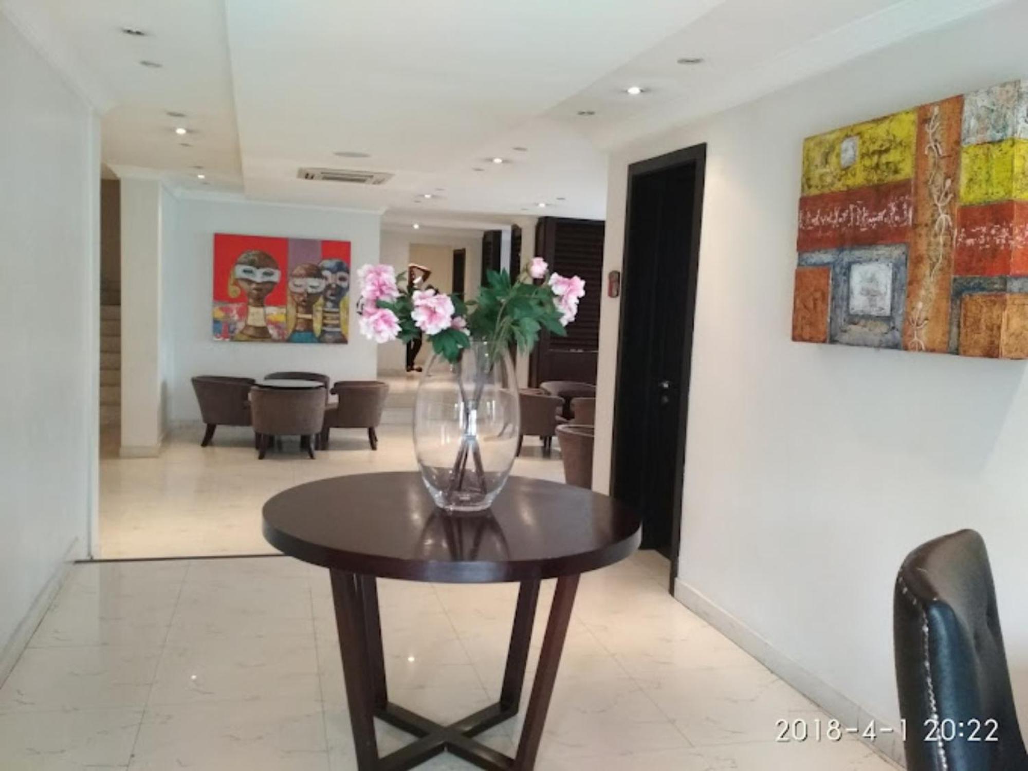 S & S Hotel & Suites Lagos Exterior foto