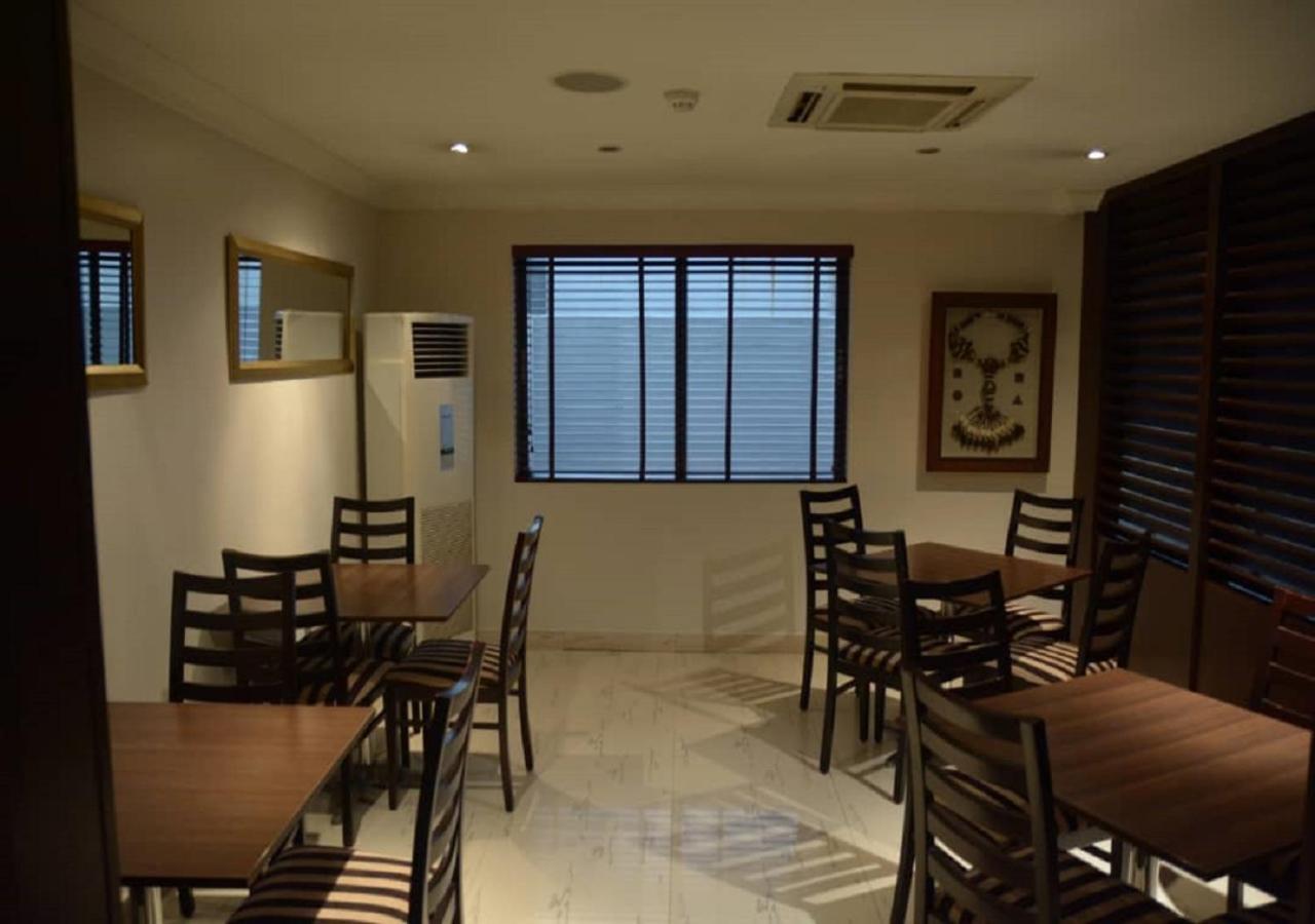 S & S Hotel & Suites Lagos Exterior foto